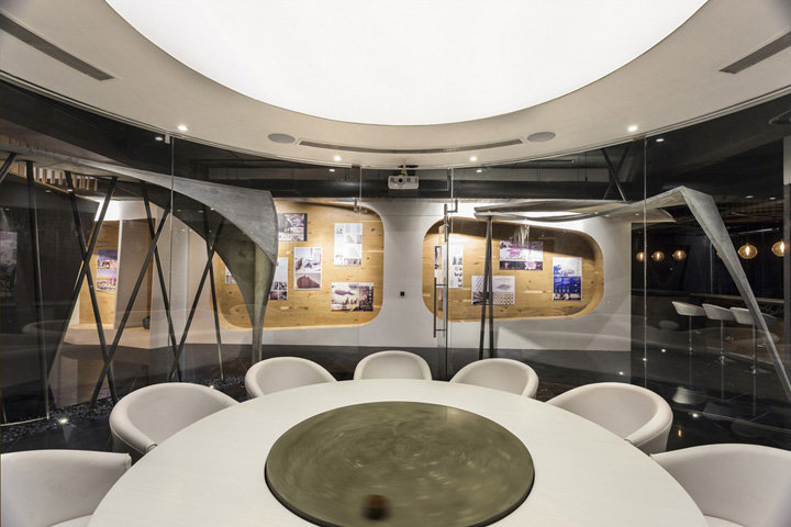 雕塑空间 印度Atelier Krikos办公设计欣赏