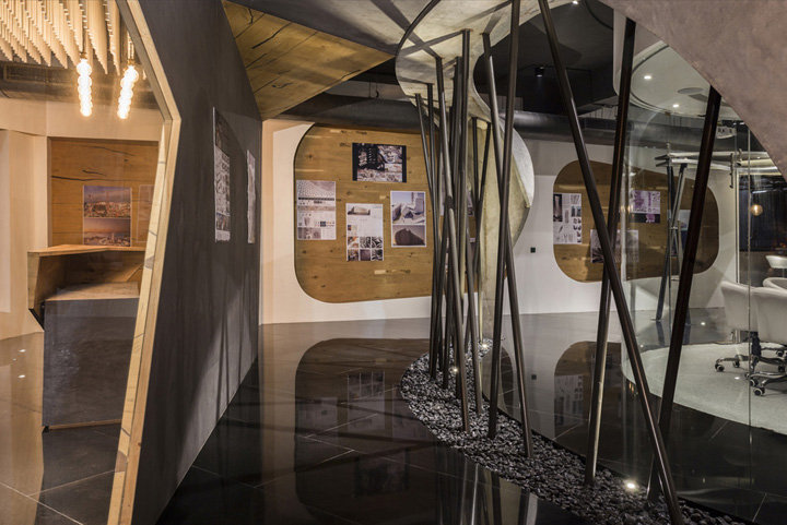 雕塑空间 印度Atelier Krikos办公设计欣赏