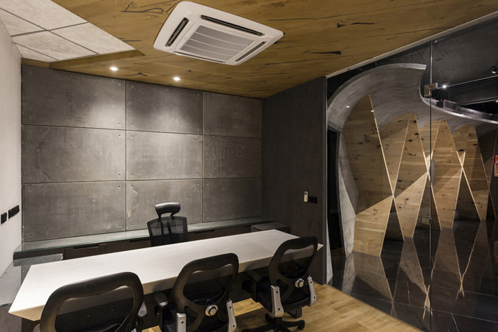 雕塑空间 印度Atelier Krikos办公设计欣赏