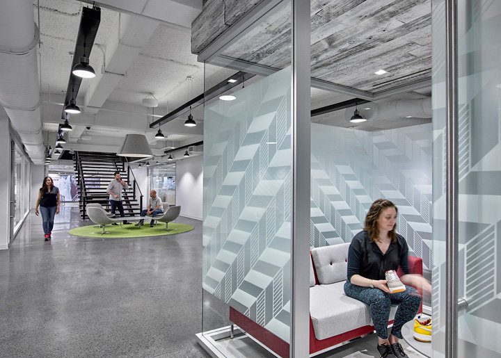 唯美工业风 美国零售商Foot Locker纽约总部设计欣赏